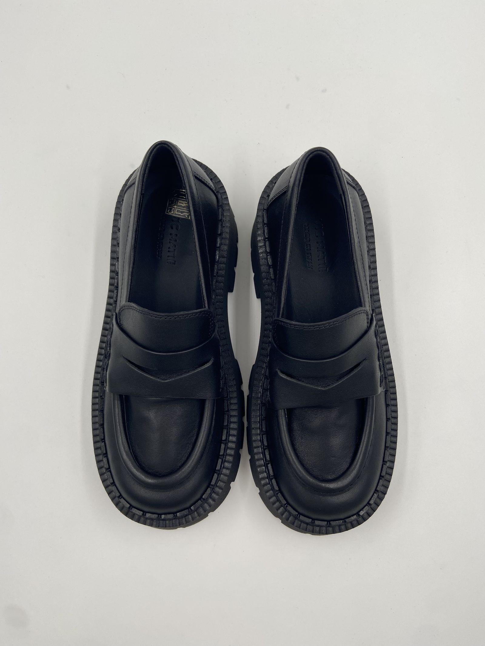 Hob Mocassino nero 1H4410D 101 VIC MATIE' 