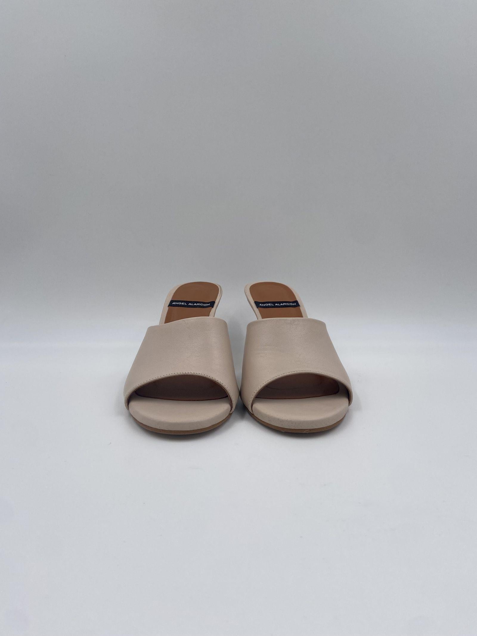 Sabot in pelle 251257502 AVORIO ANGEL ALARCON 