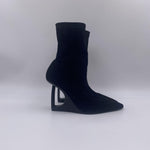 Sahe "D " tronchetto nero 1F2502D 101 VIC MATIE' 