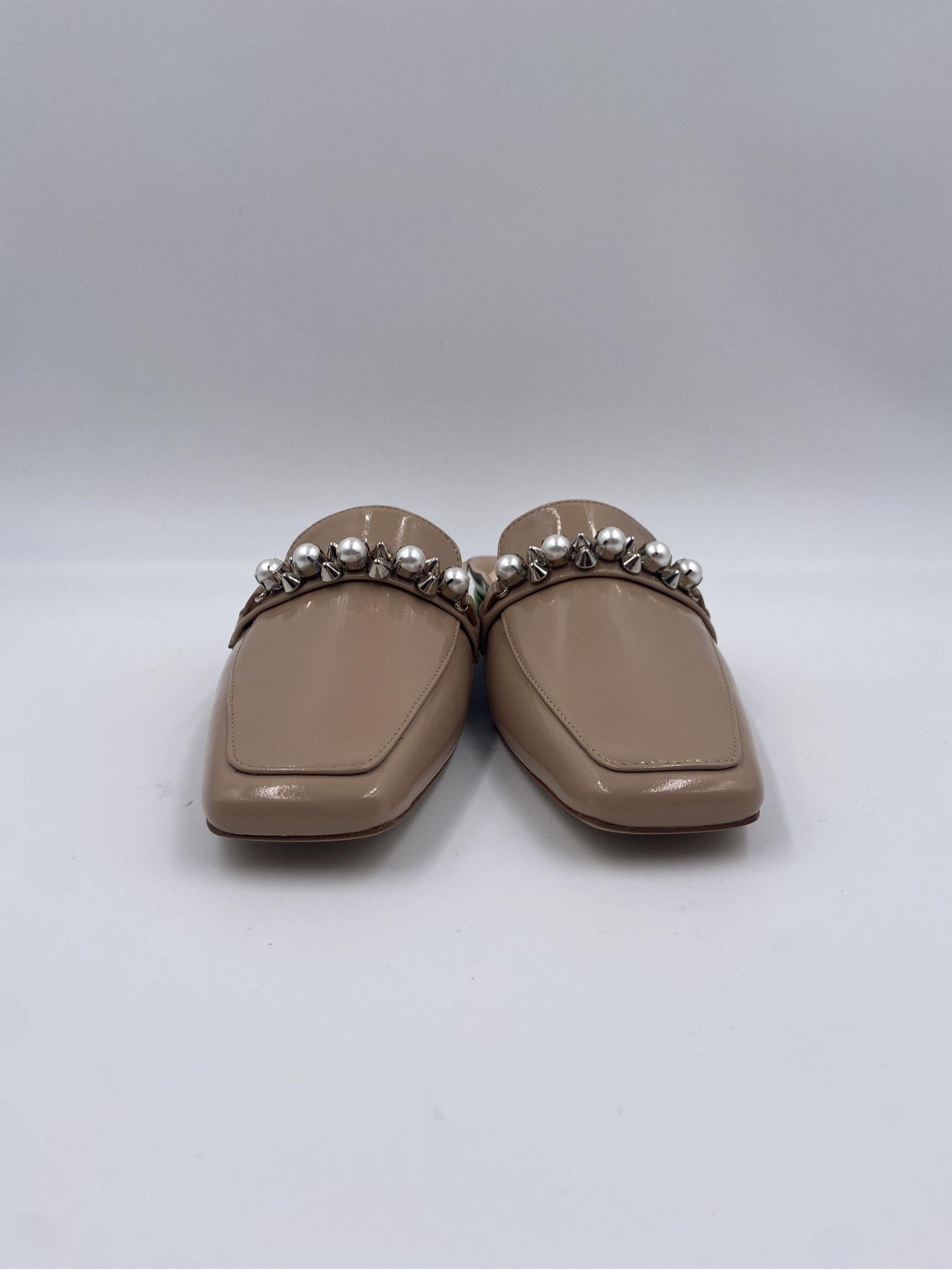 Sabot con perle e borchie 602 BEIGE CHIARINI 