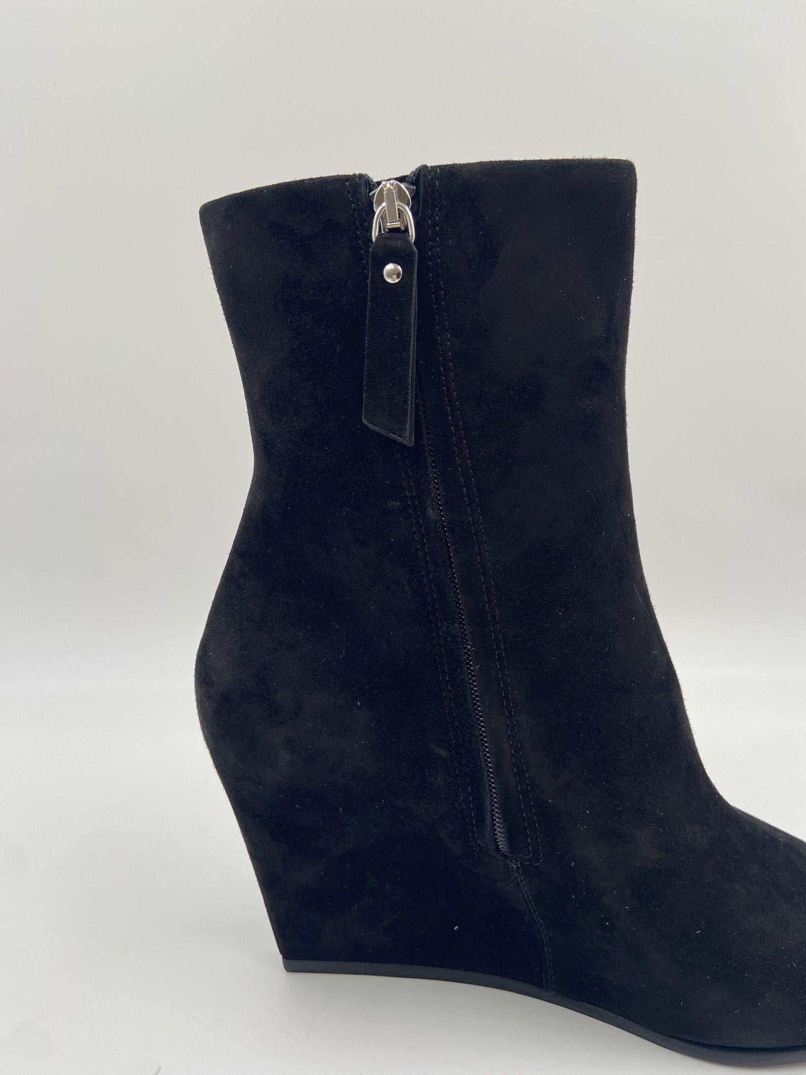 Tronchetto con zeppa 1F2550D 101 VIC MATIE' 