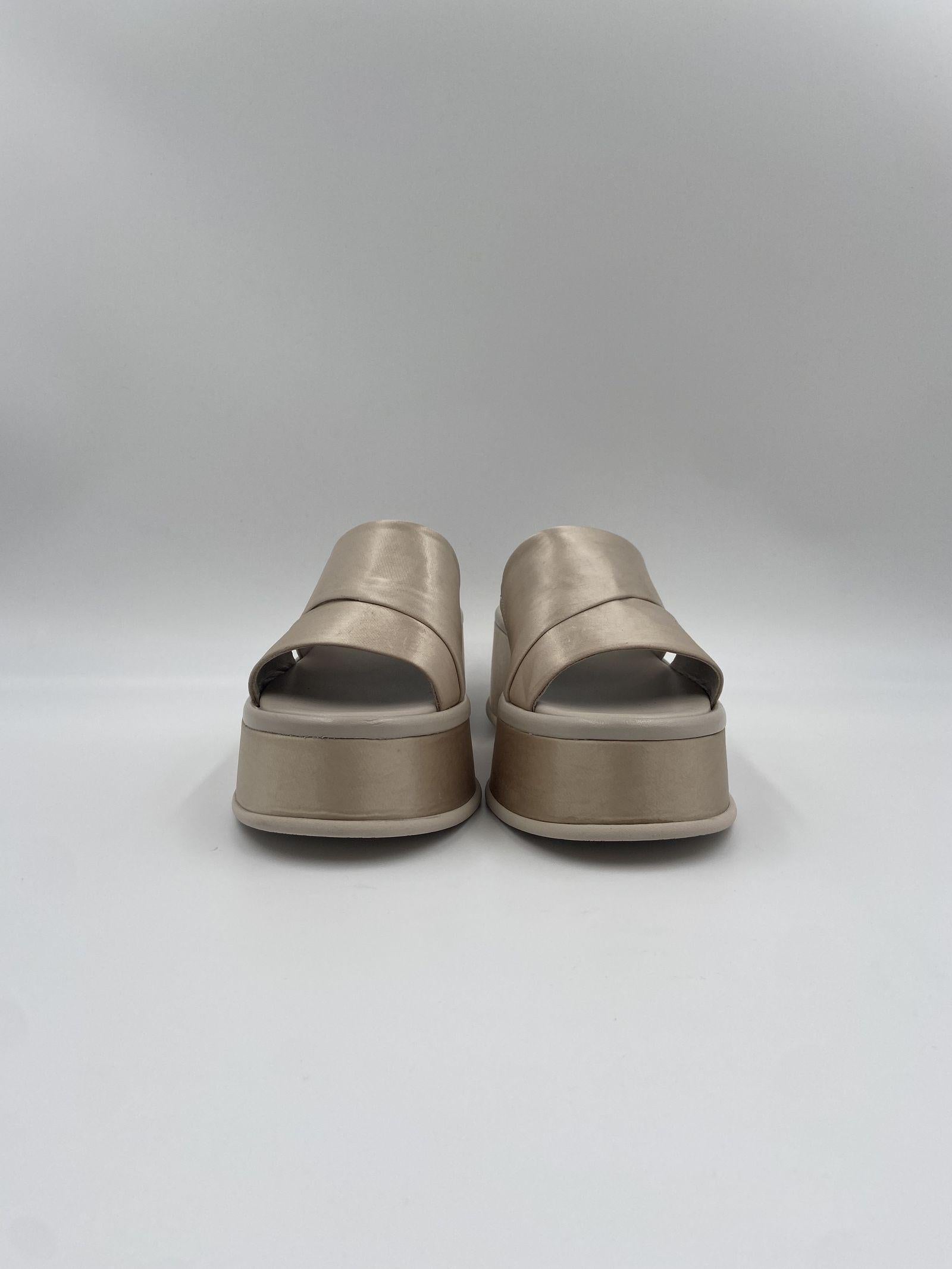 Sandalo zeppa satin SUNNY MAYA WASHED BEIGE PATRIZIA BONFANTI 
