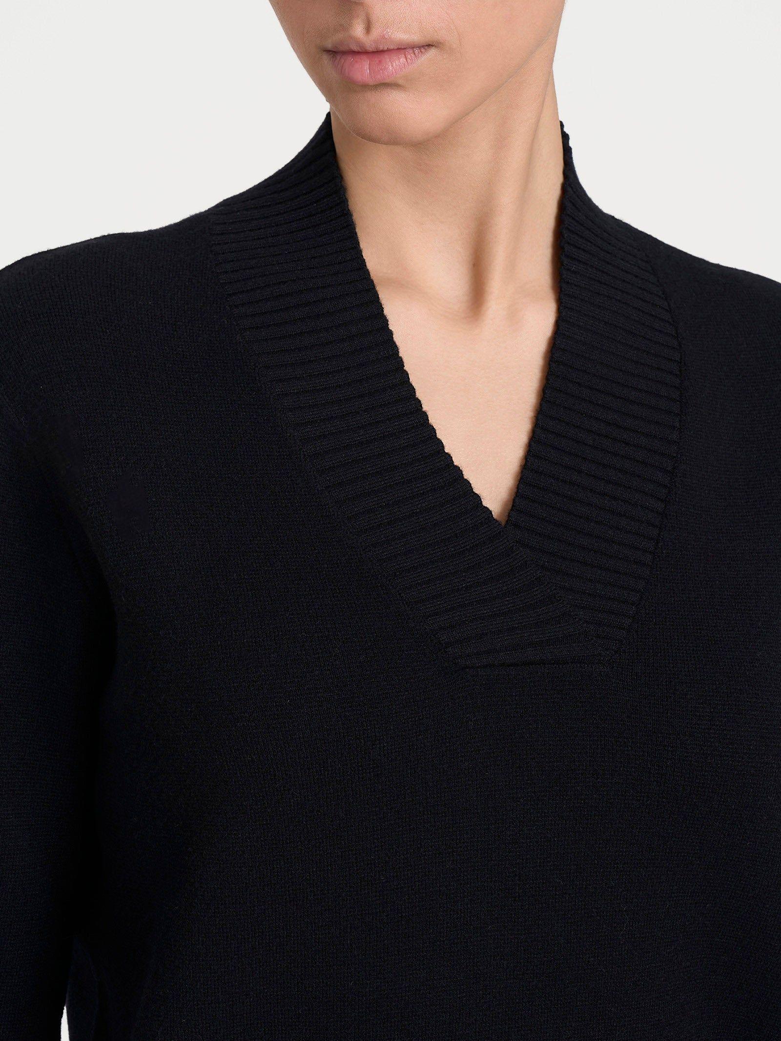 Maglia con scollo a V DN53M2FW25 020 RAGNO 