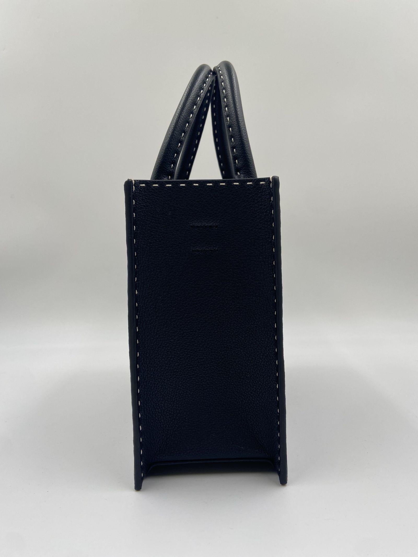 Tote con impunture a contrasto - Elisabetta Franchi BS08A51E2 110 ELISABETTA FRANCHI 