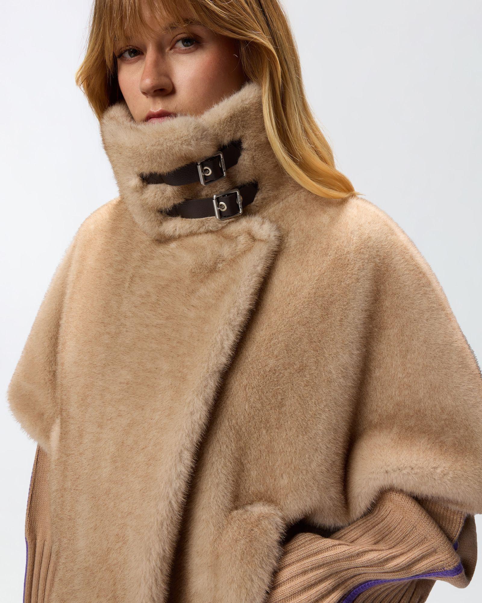 Cappa corta 103837A2PI C60 PINKO 