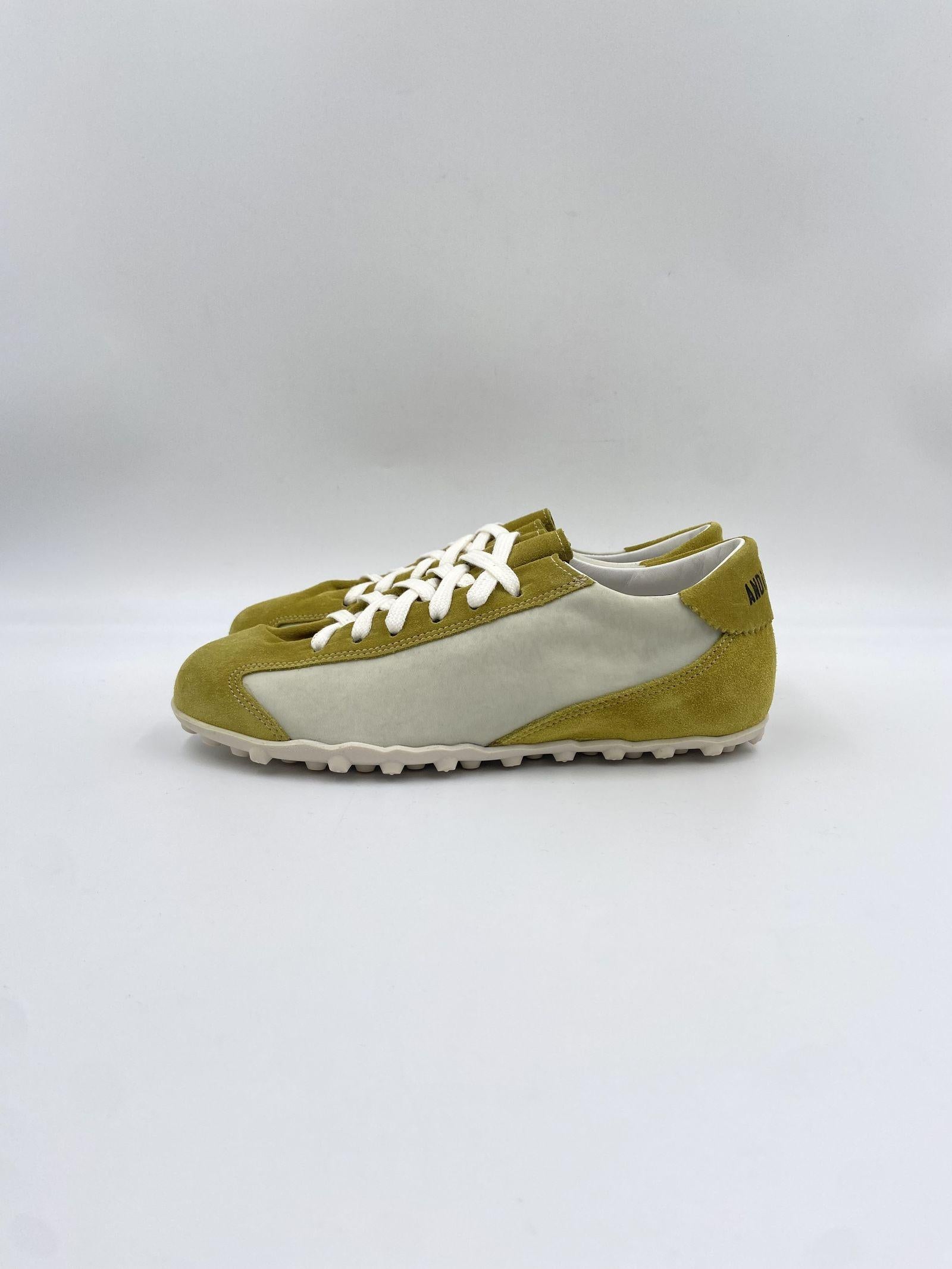 Sneakers Play Suede - Andia Fora PLAYSUEDE GIALLO ANDIA FORA 