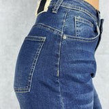 Jeans vita alta e gamba dritta con risvolto
