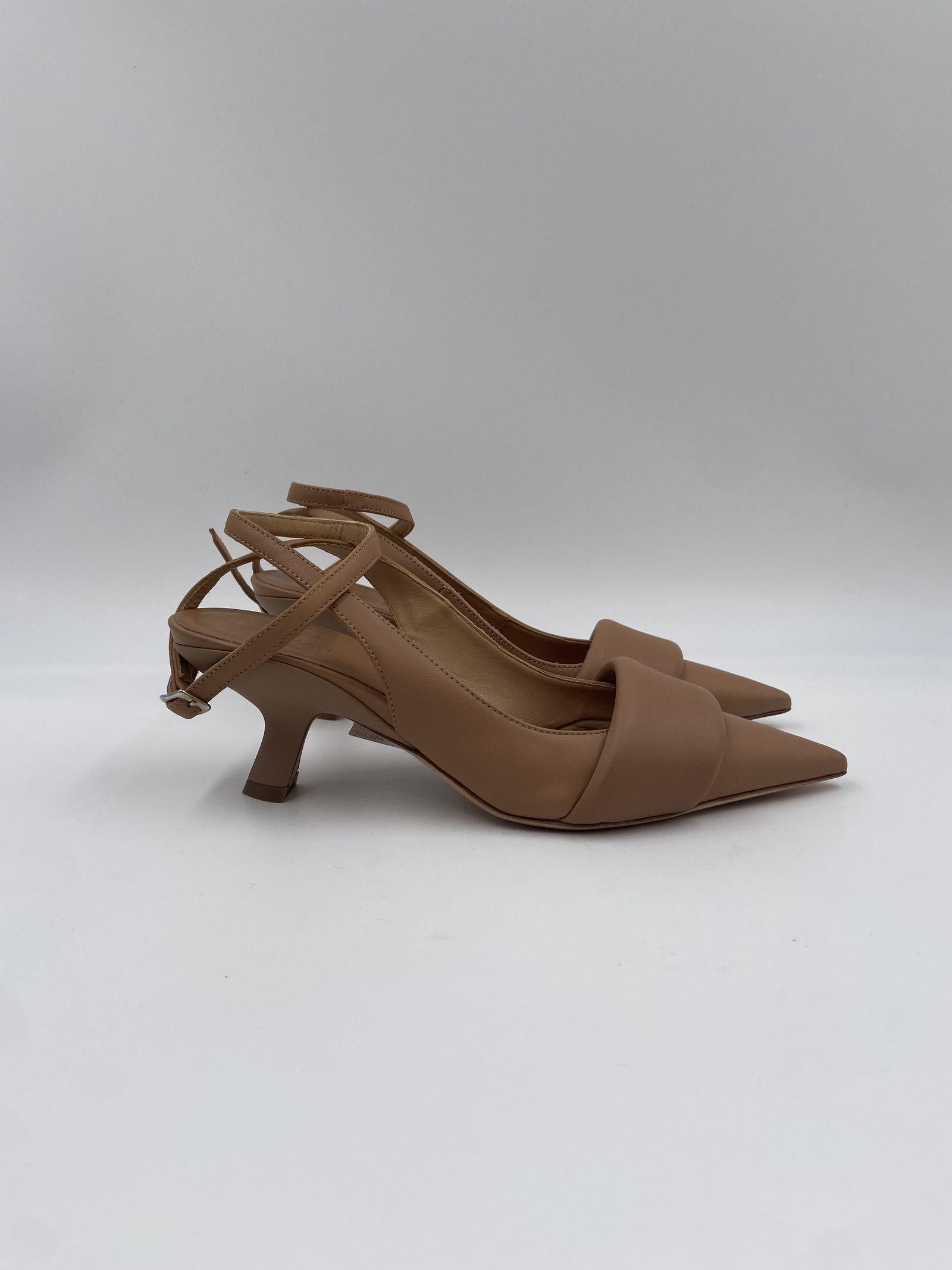Sandalo slingback in pelle 1A4102D 112 VIC MATIE' 