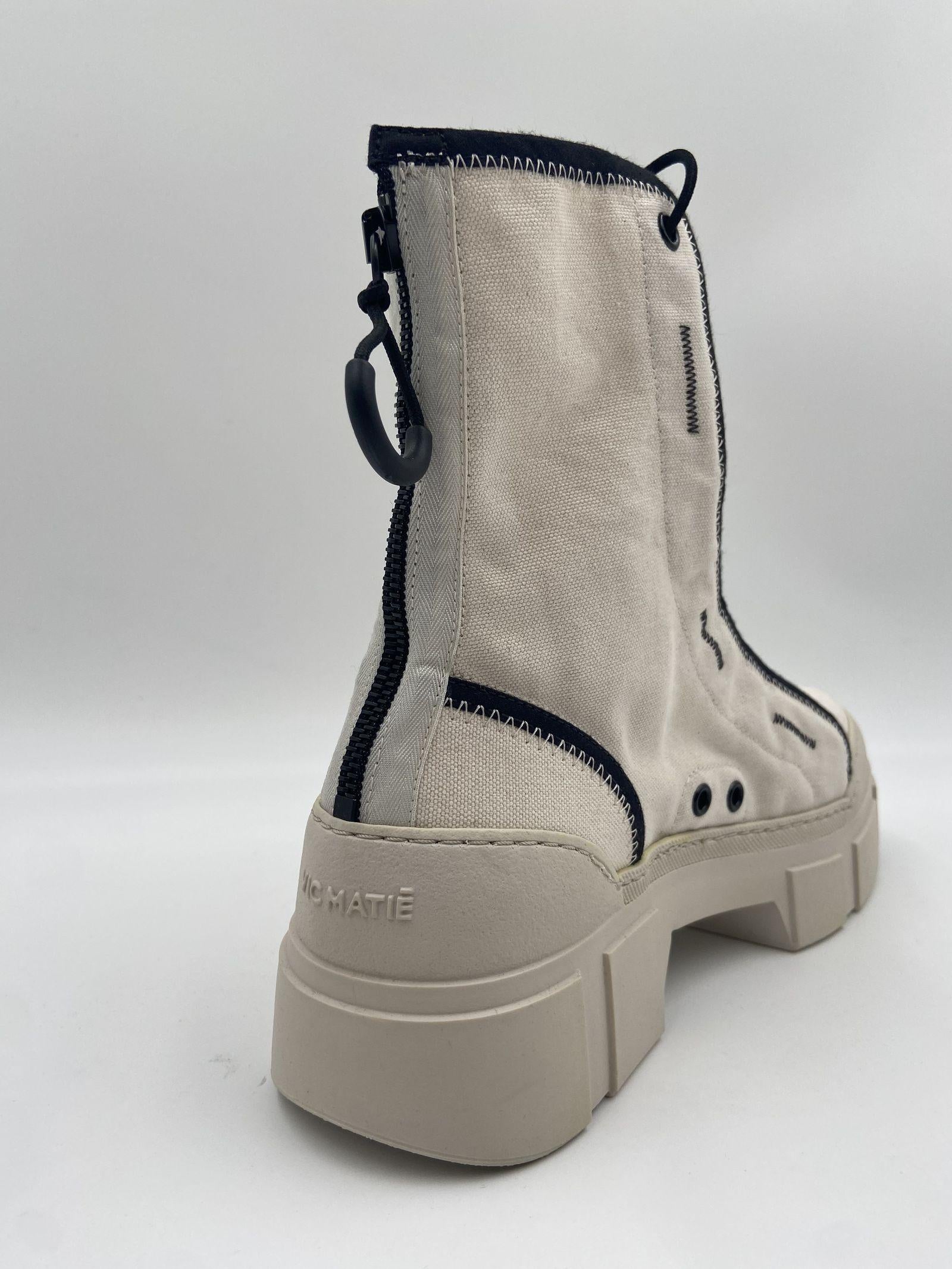 Roccia anfibio in canvas 1E1000D _V14A040112 VIC MATIE' 