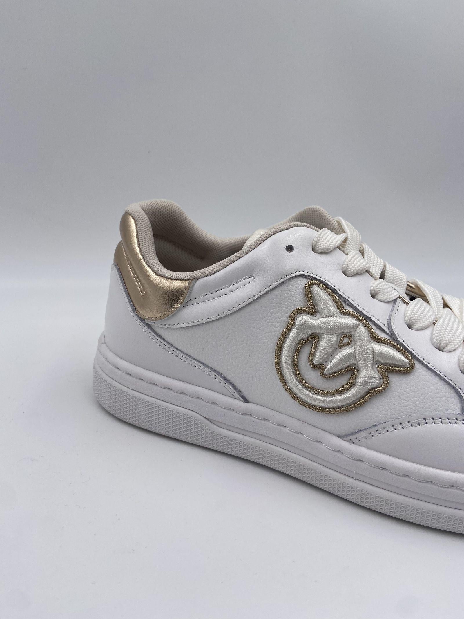 Sneakers tennis in pelle con dettagli metallizzati SS0049P035 ZHC PINKO 