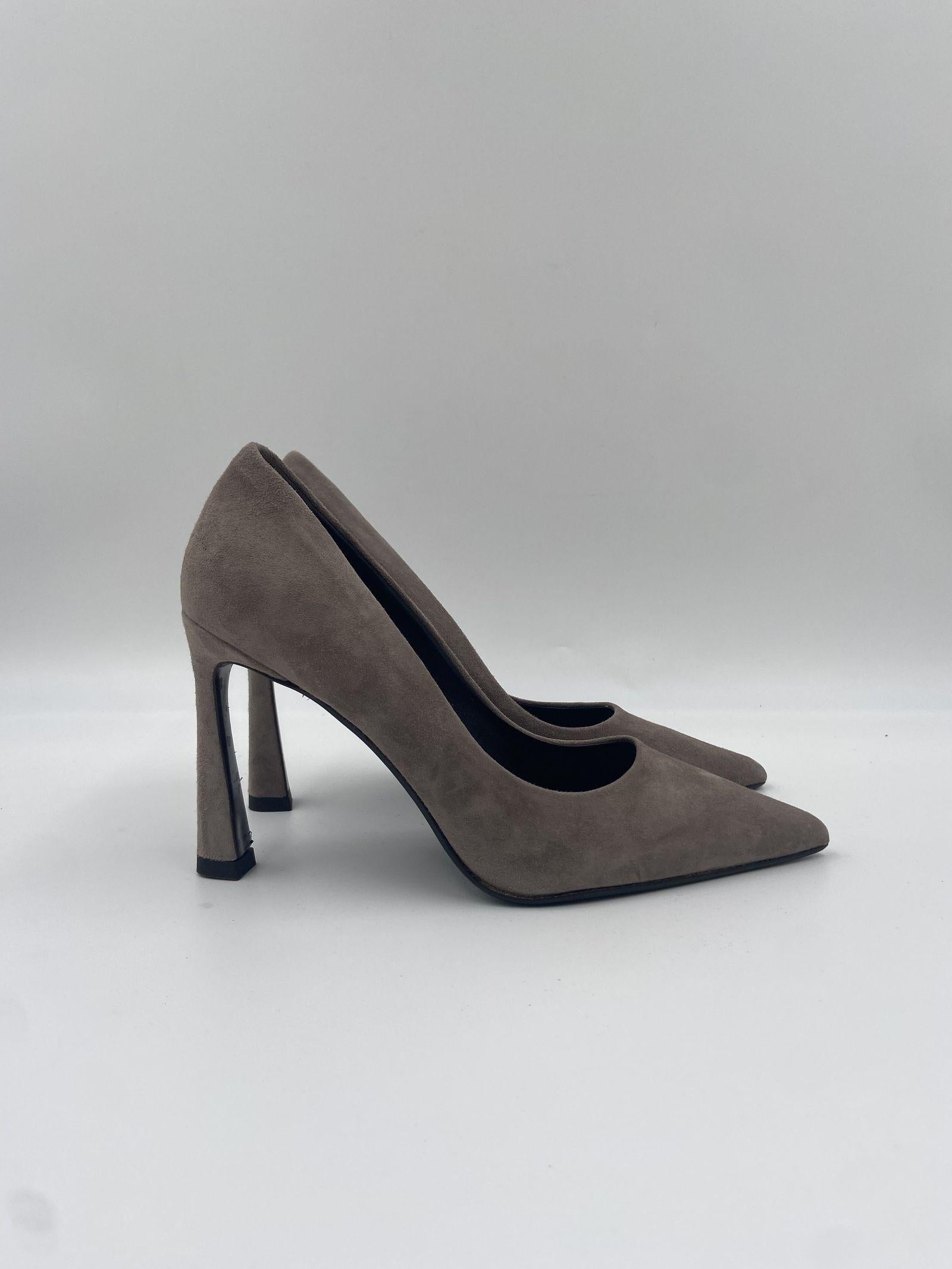 Dècolletè in pelle scamosciata 2470 TOPO SPAZIO MODA 