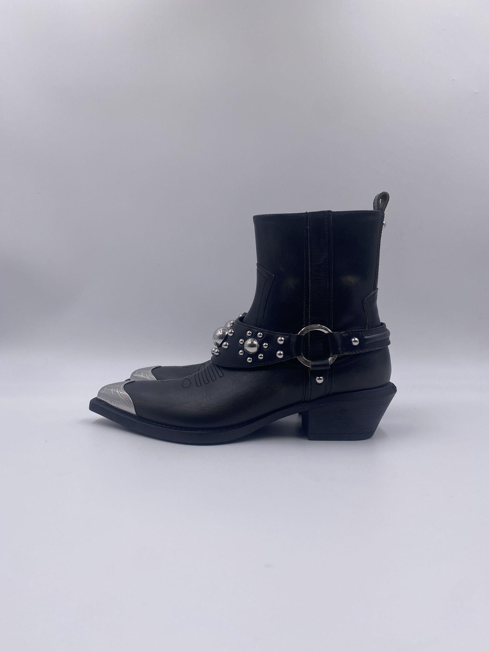 Stivale texano con punta metallica SD0195P056 Z99 PINKO 