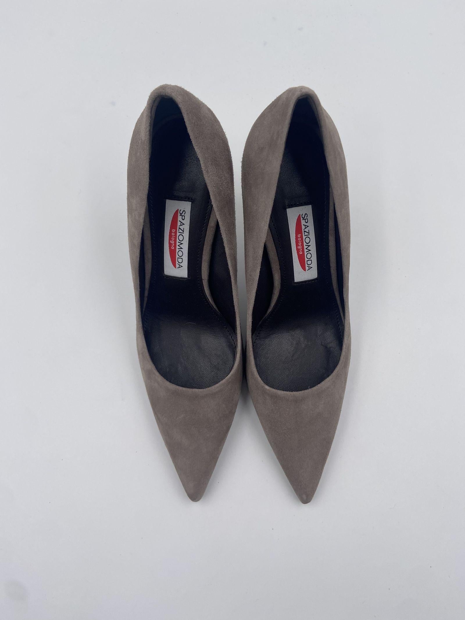 Dècolletè in pelle scamosciata 2470 TOPO SPAZIO MODA 