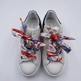 Sneakers con lacci in fantasia