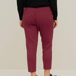 Pantalone slim fit in jersey tecnico PILI22 D1 28 CARLA G. 
