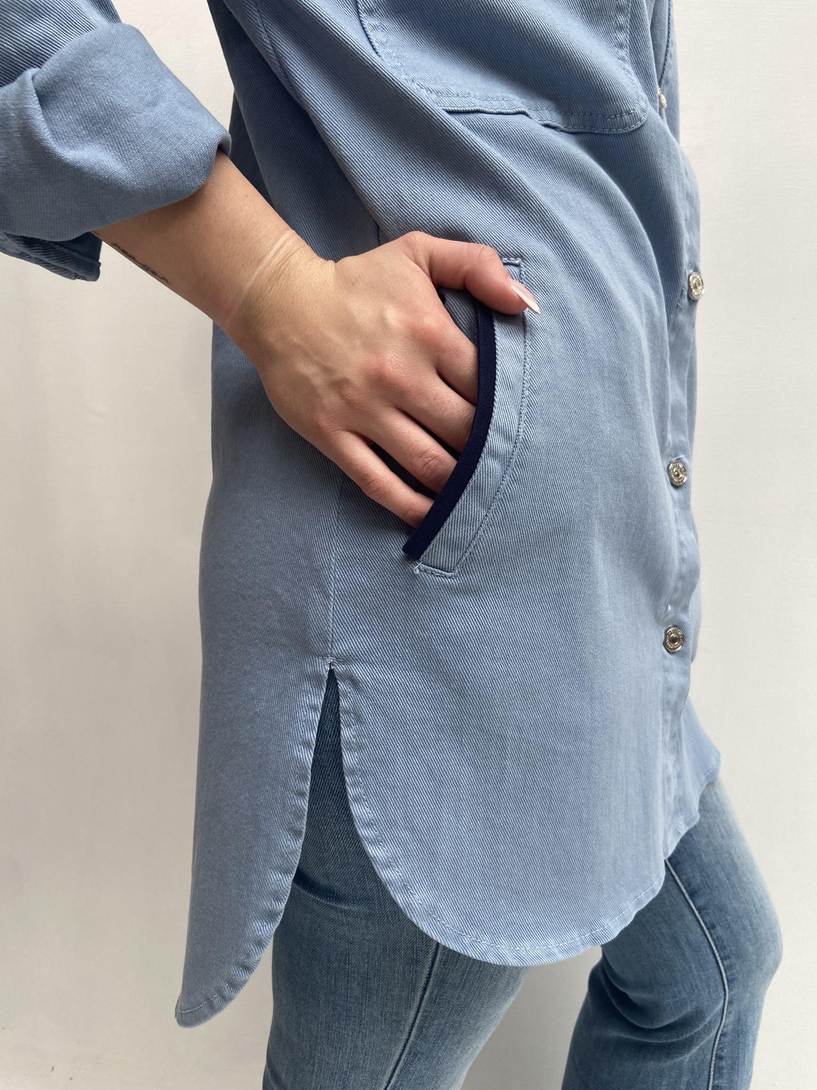 Camicia in denim con patch 525106BIS AZZURRO OFELIA 