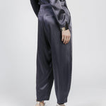 Pantalone in raso con pinces PESI12D8 22 CARLA G. 