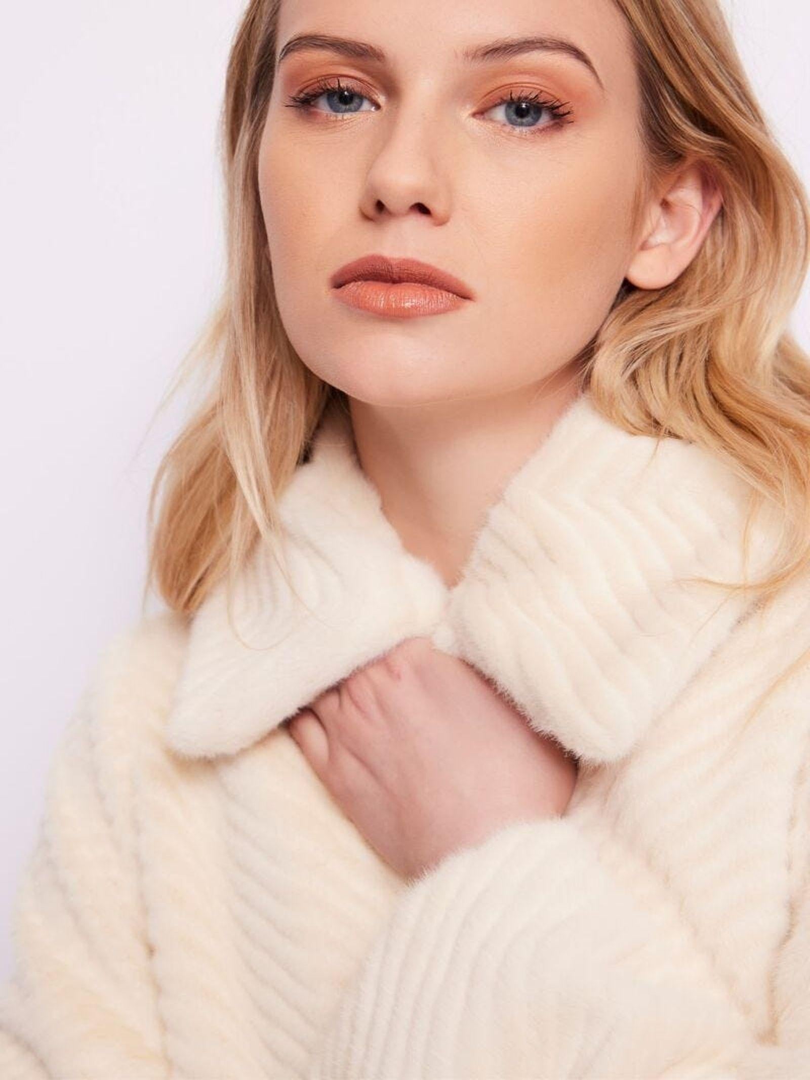 Cappotto in pelliccia con cintura 421FD39002 3208 GAUDI' 