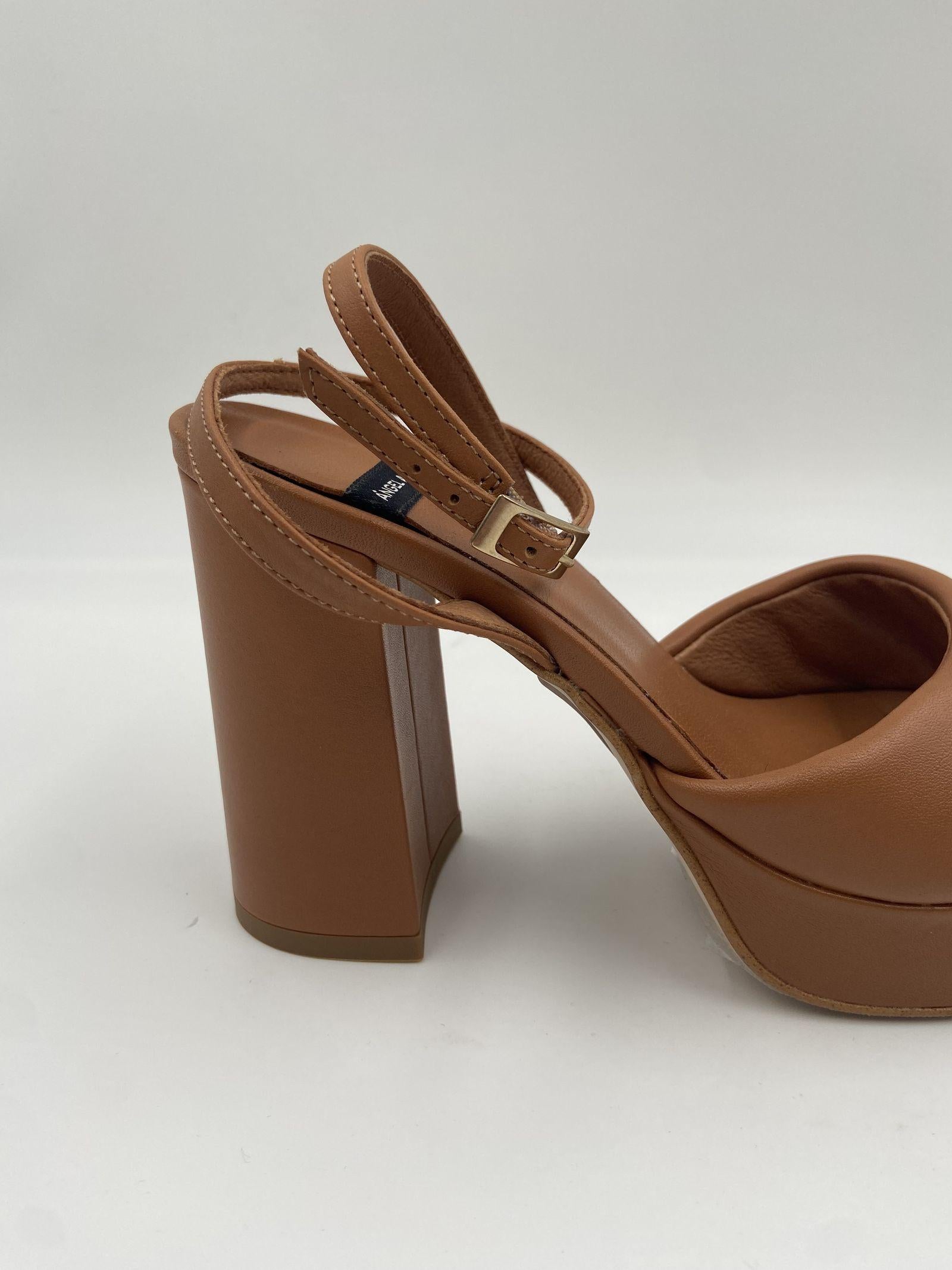 Sandalo con plateau 23084-926A CUOIO ANGEL ALARCON 