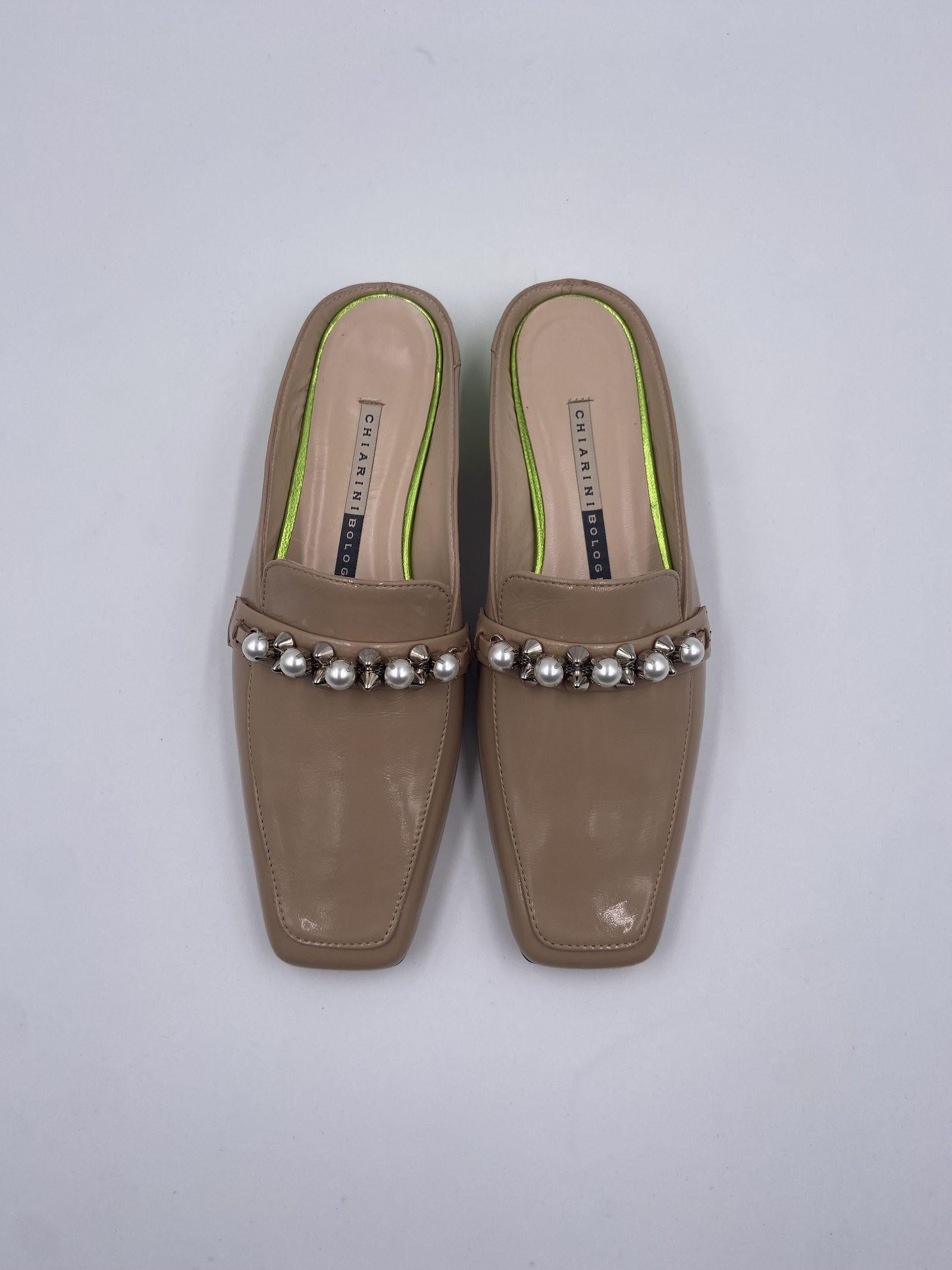 Sabot con perle e borchie 602 BEIGE CHIARINI 