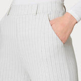 Pantalone gessato a palazzo