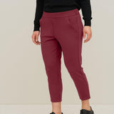 Pantalone slim fit in jersey tecnico