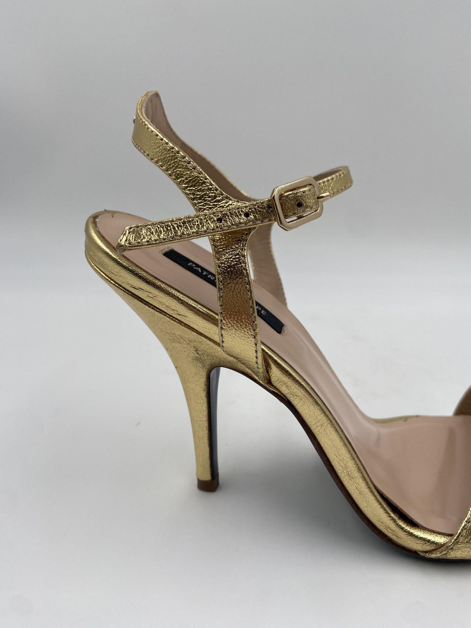 Sandalo pelle laminata - Patrizia Pepe 8X0015L031 Y360 PATRIZIA PEPE 