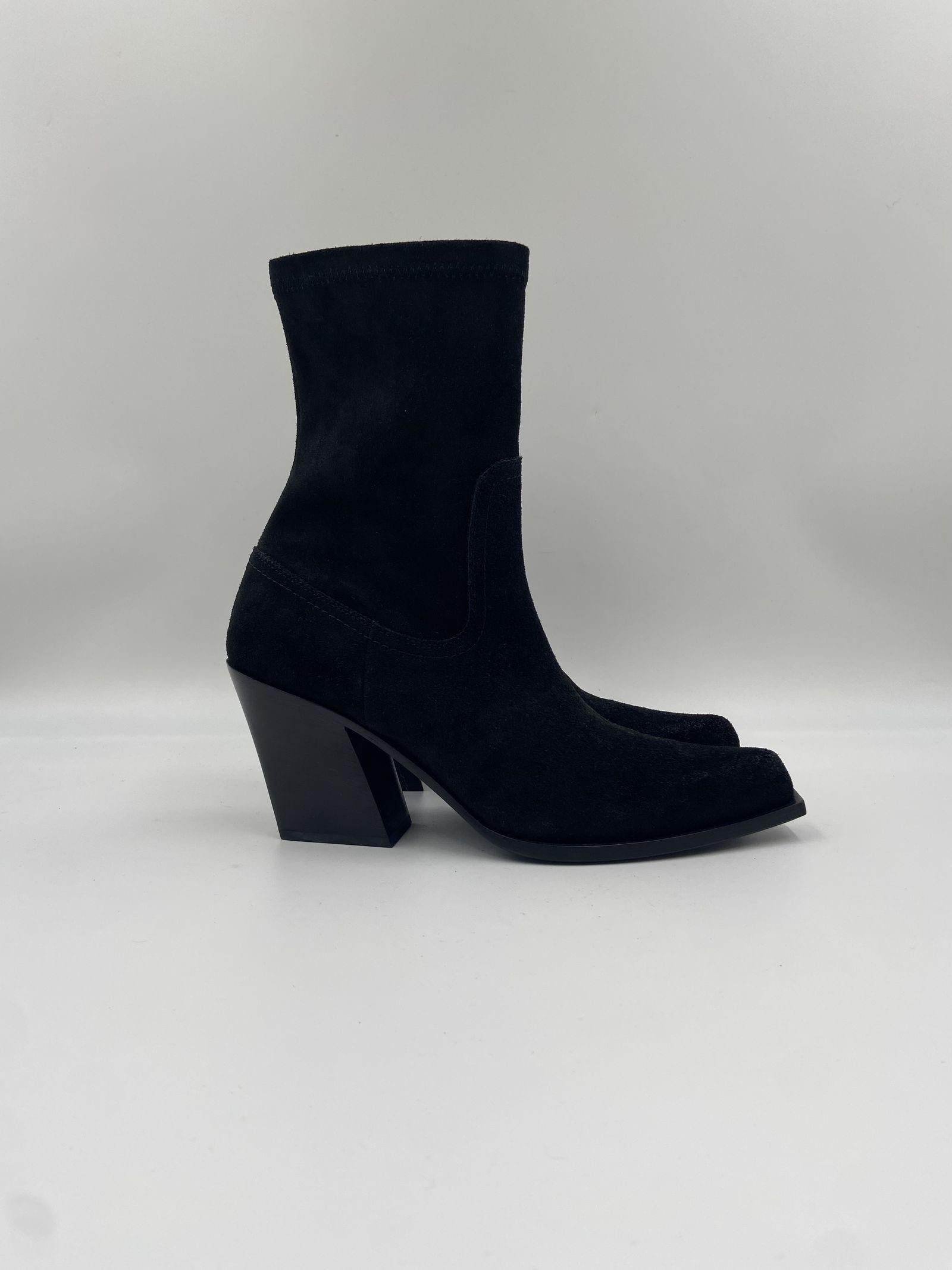 Magnifico Tronchetto nero 1H4506D 101 VIC MATIE' 