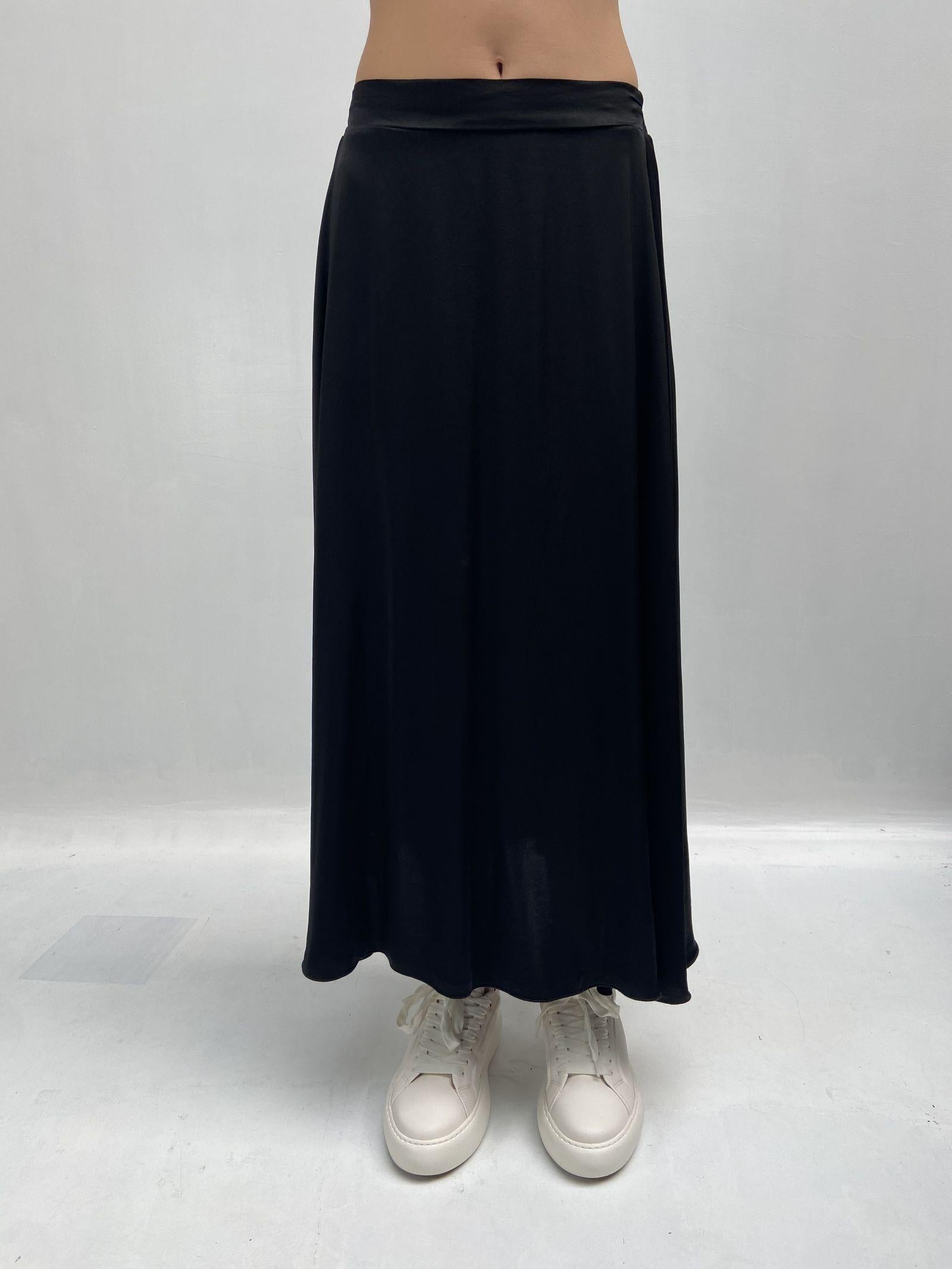 Gonna lunga satinata con elastico in vita 8078 NERO OFELIA 