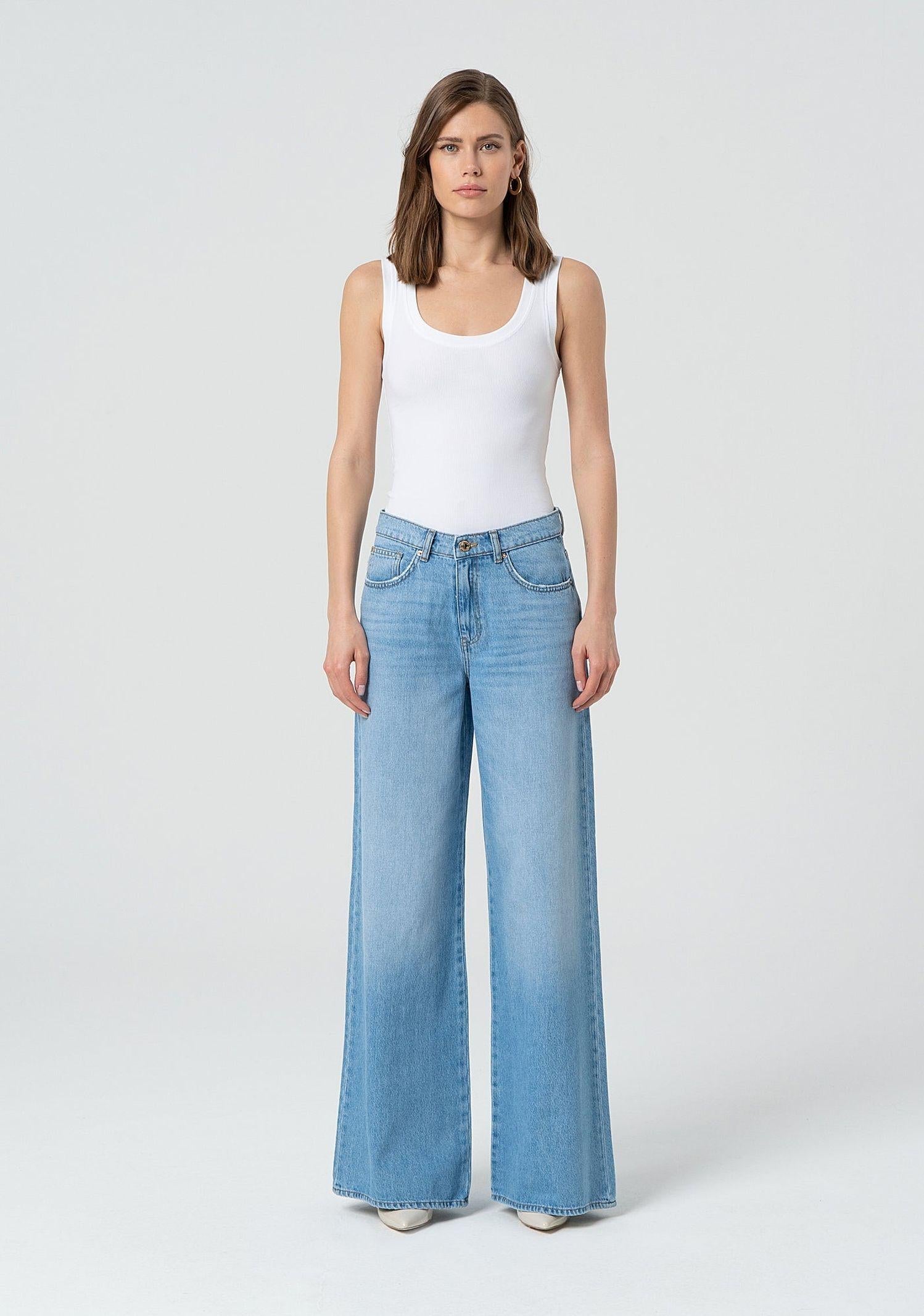 Jeans wide leg lavaggio chiaro FP25SV3015D41903 062 FRACOMINA 