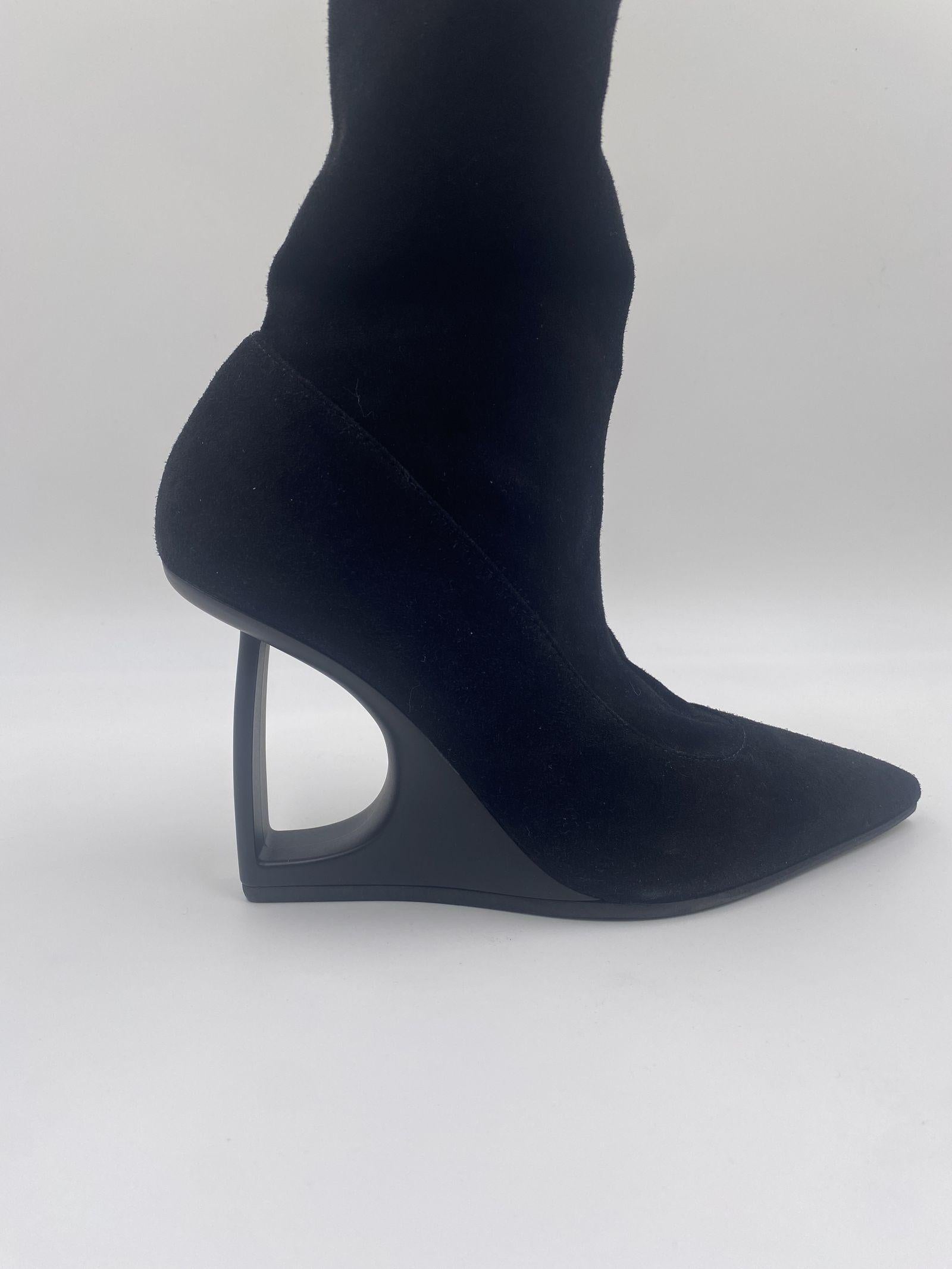 Sahe "D " tronchetto nero 1F2502D 101 VIC MATIE' 