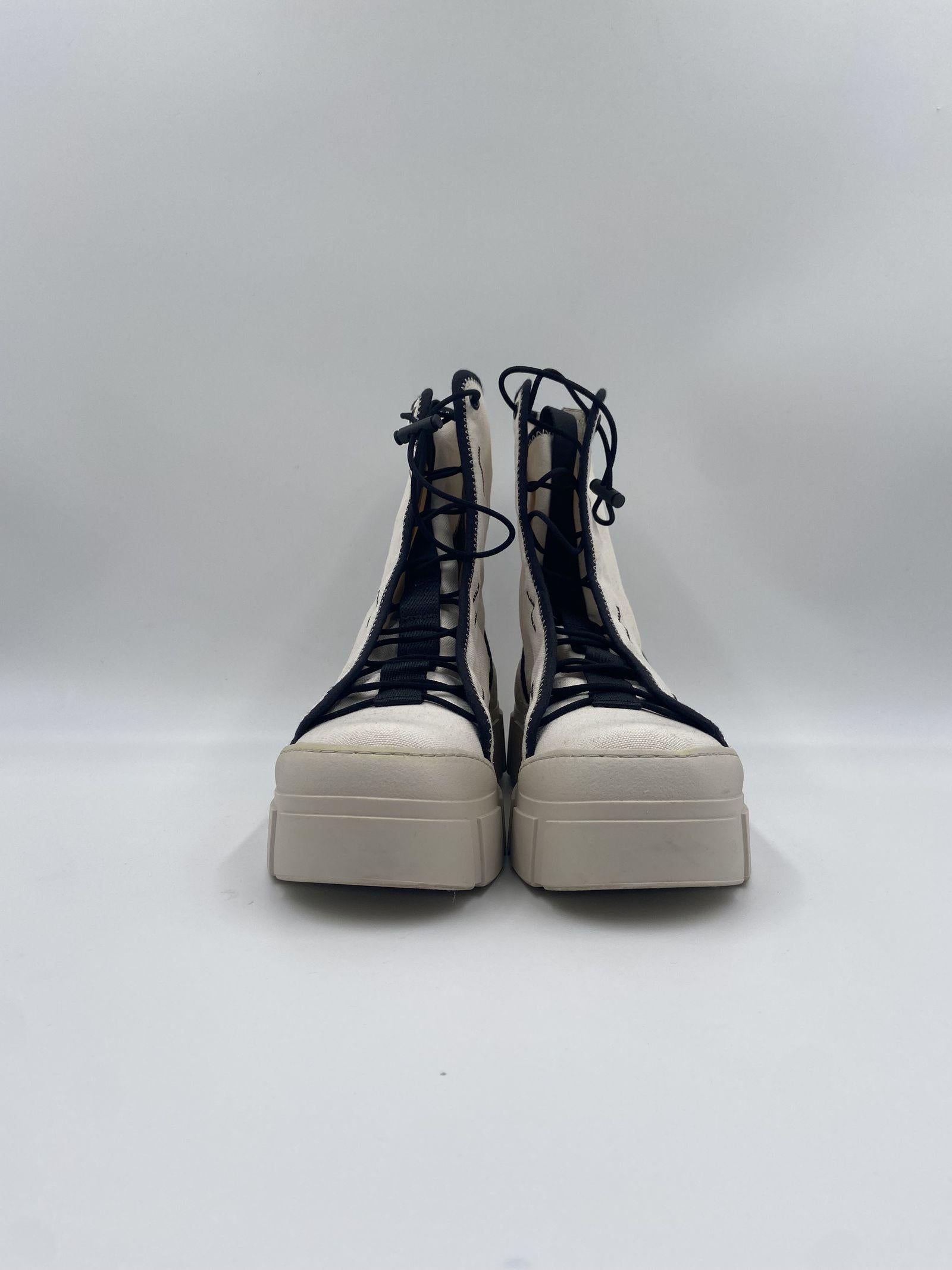 Roccia anfibio in canvas 1E1000D _V14A040112 VIC MATIE' 