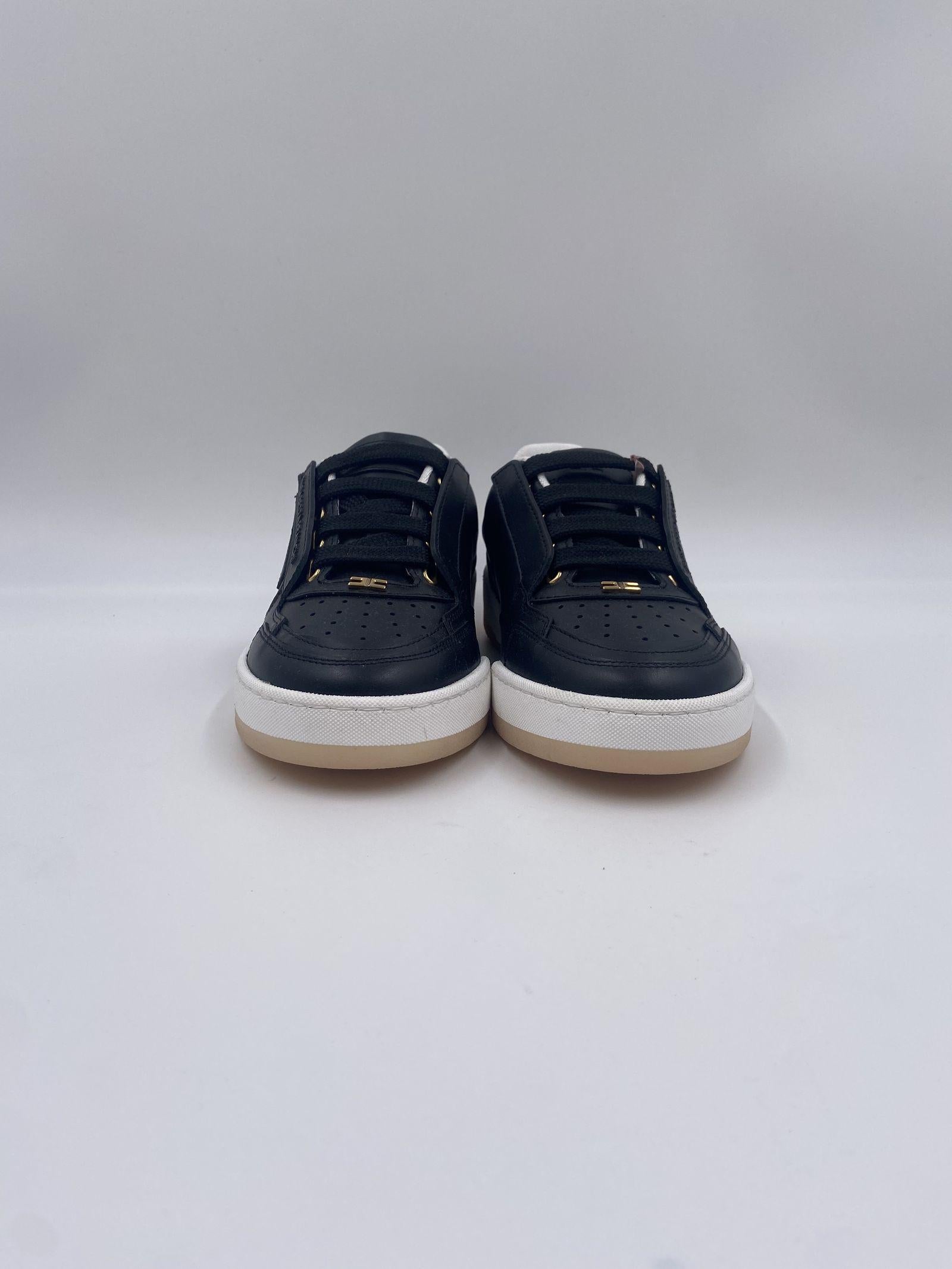 Sneakers in pelle con logo - Elisabetta Franchi SA48G51E2 110 ELISABETTA FRANCHI 
