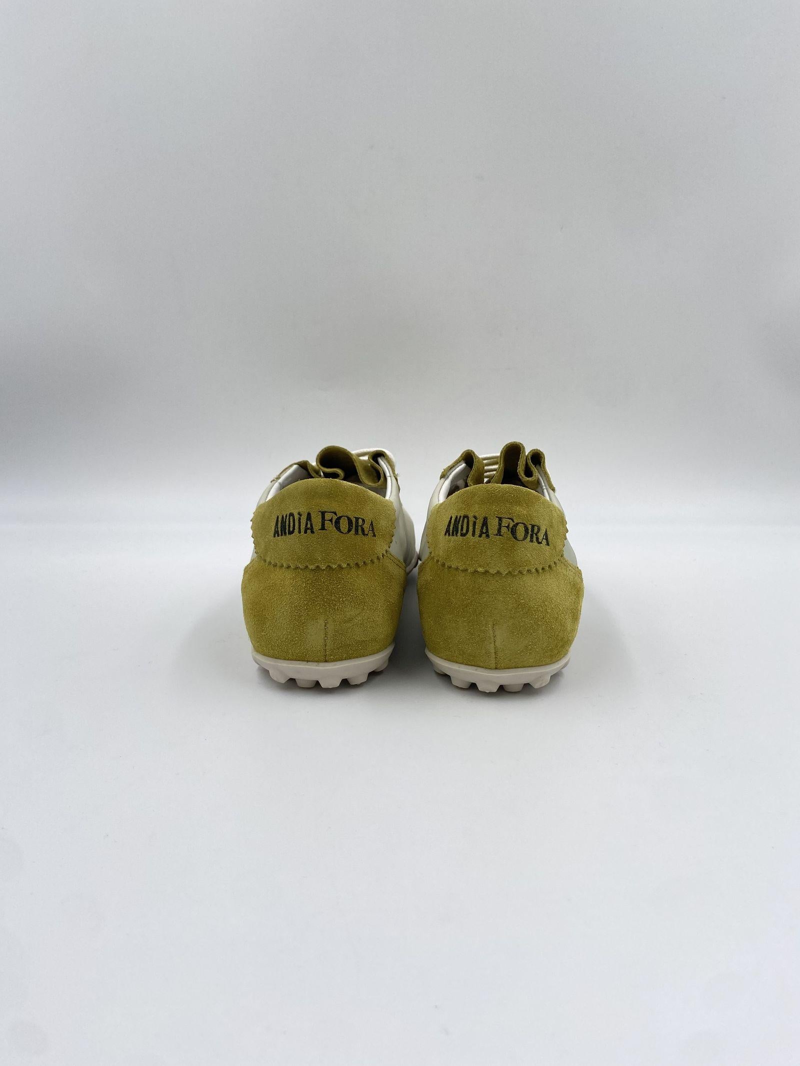 Sneakers Play Suede - Andia Fora PLAYSUEDE GIALLO ANDIA FORA 