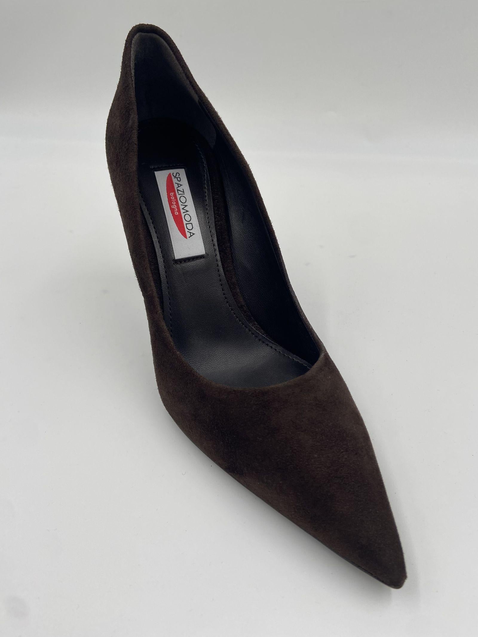 Dècolletè in pelle scamosciata 2470 MORO SPAZIO MODA 