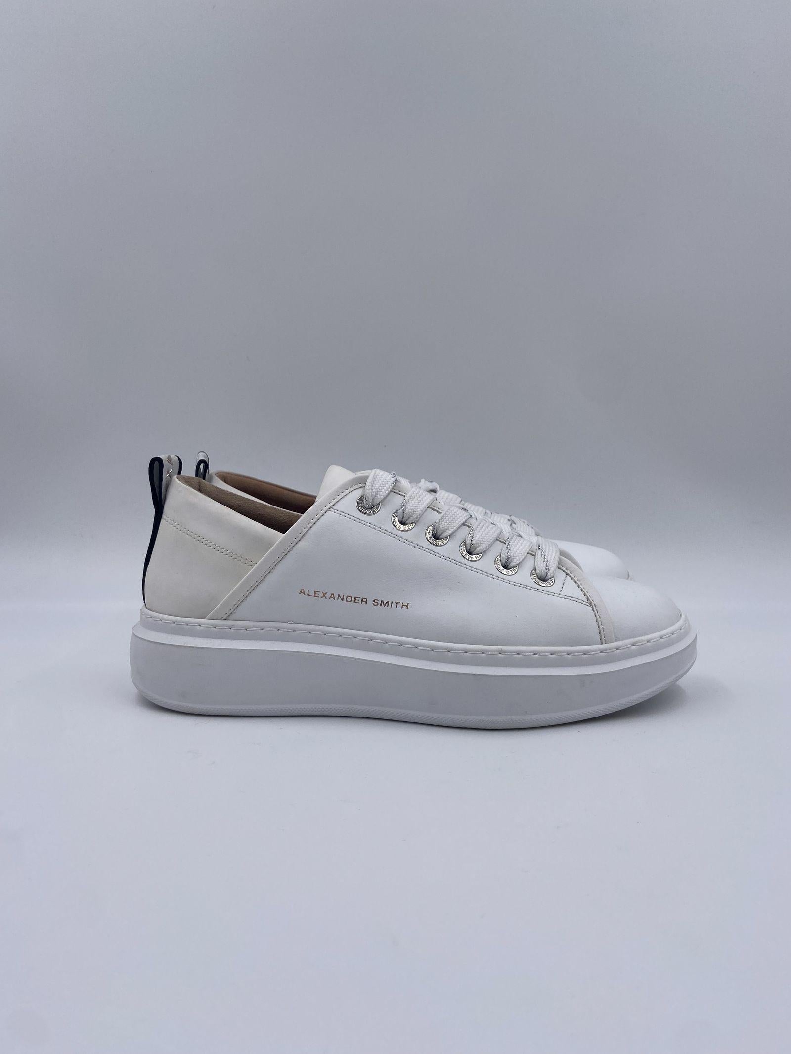 Wembley Woman White Iride Azure ASAZWYW 0591 ALEXANDER SMITH 