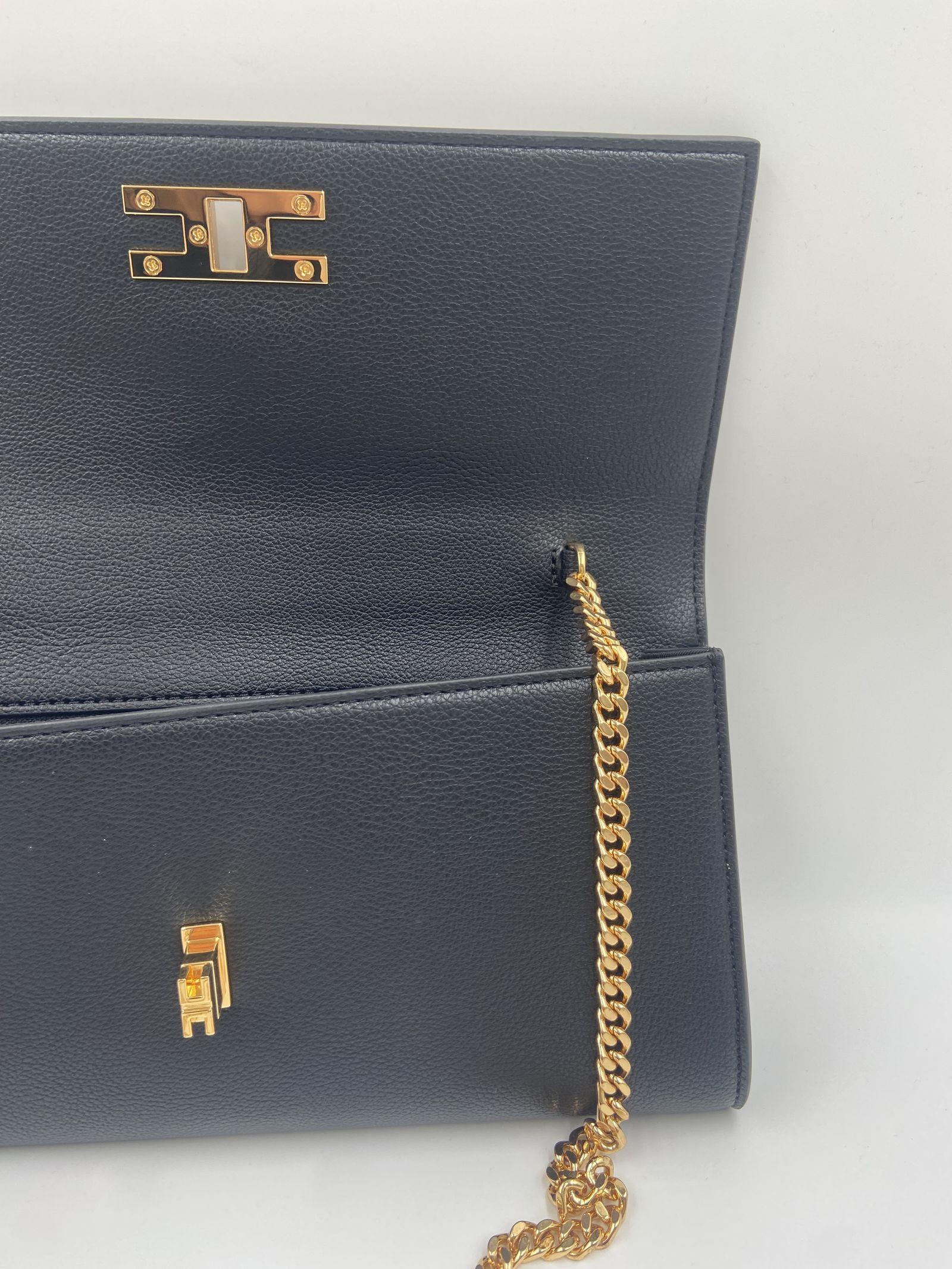 Baguette con tracolla e placca logo - Elisabetta Franchi BS32A51E2 110 ELISABETTA FRANCHI 