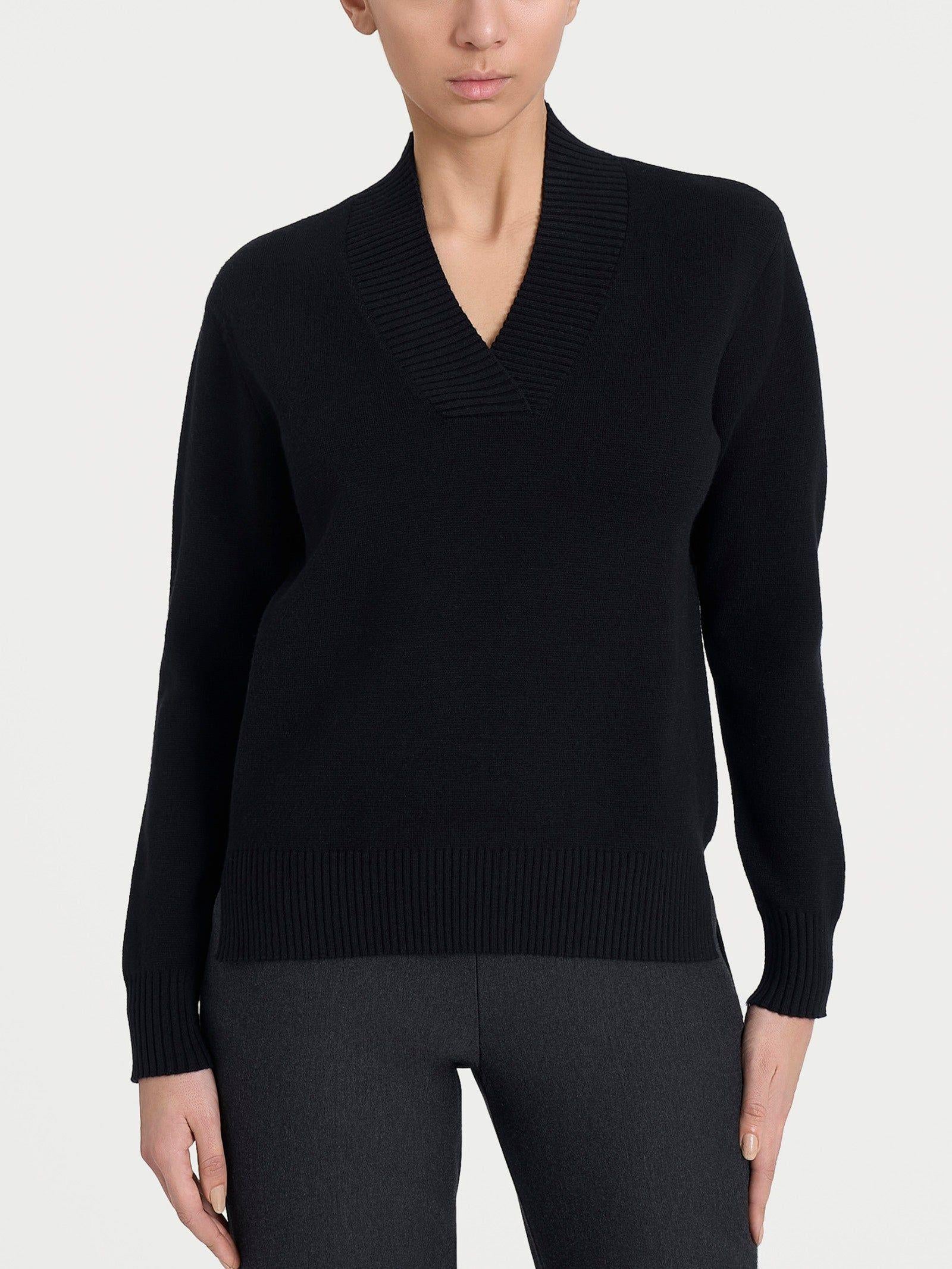 Maglia con scollo a V DN53M2FW25 020 RAGNO 