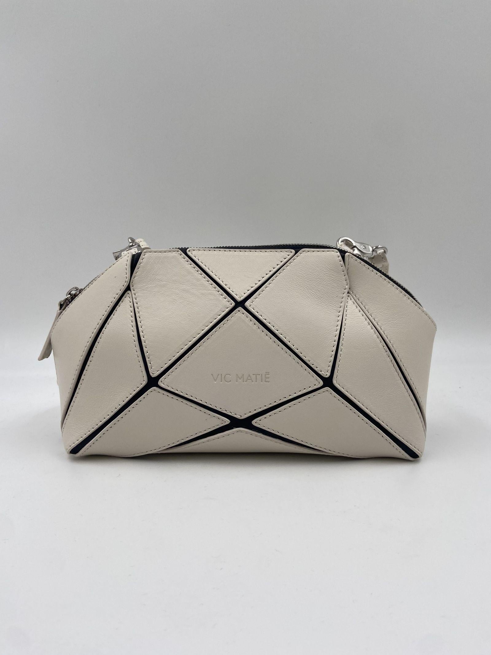 Pochette Cloe patch - Vic Matiè 1G0544T 111 VIC MATIE' 