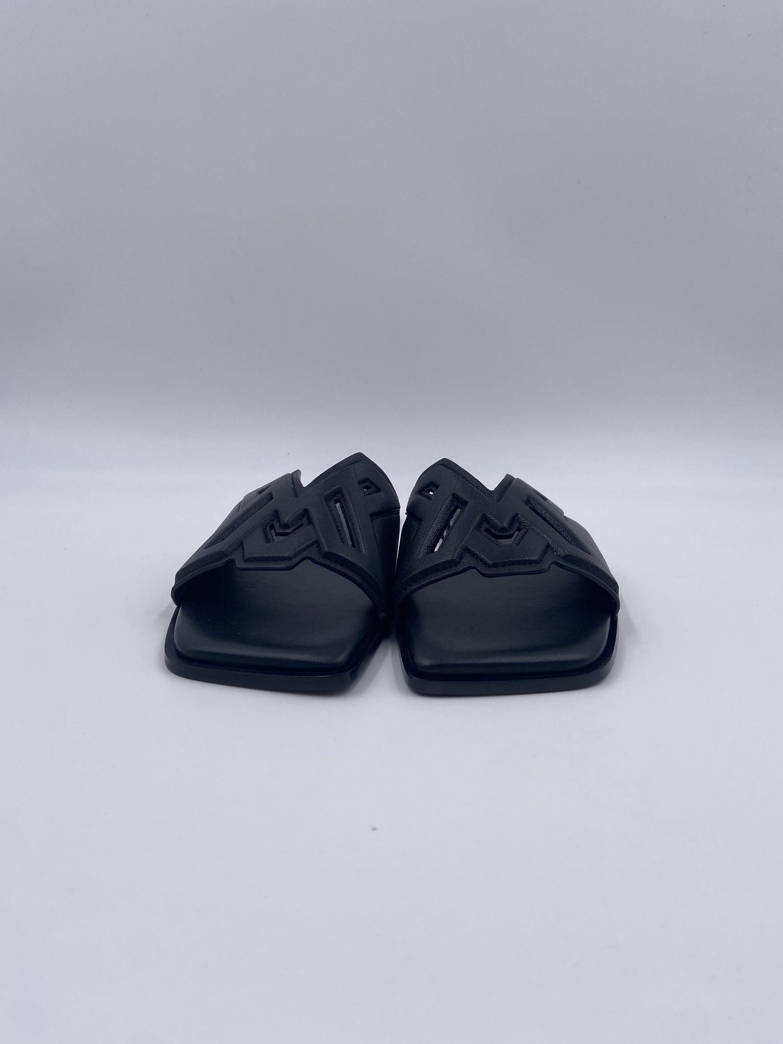 Square Open ciabatta monogram 1G3770D 101 VIC MATIE' 