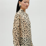 Camicia a pois irregolari