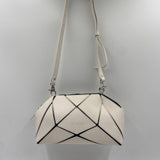 Pochette Cloe patch 1G0544T 111 VIC MATIE' 