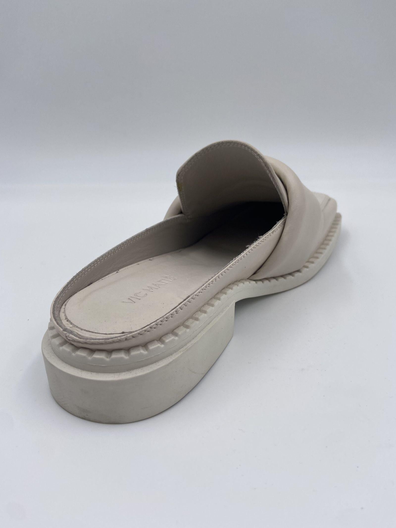 Ciabatta chiusa 1A3860D 110 VIC MATIE' 