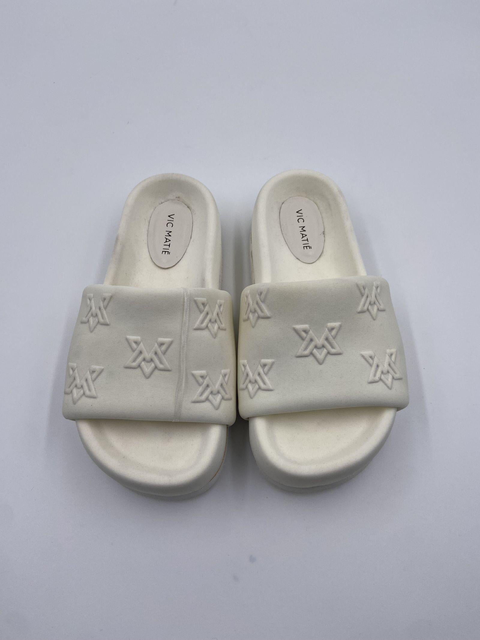 Ciabatta in lycra con platform 1E1800D _E24E220112 VIC MATIE' 