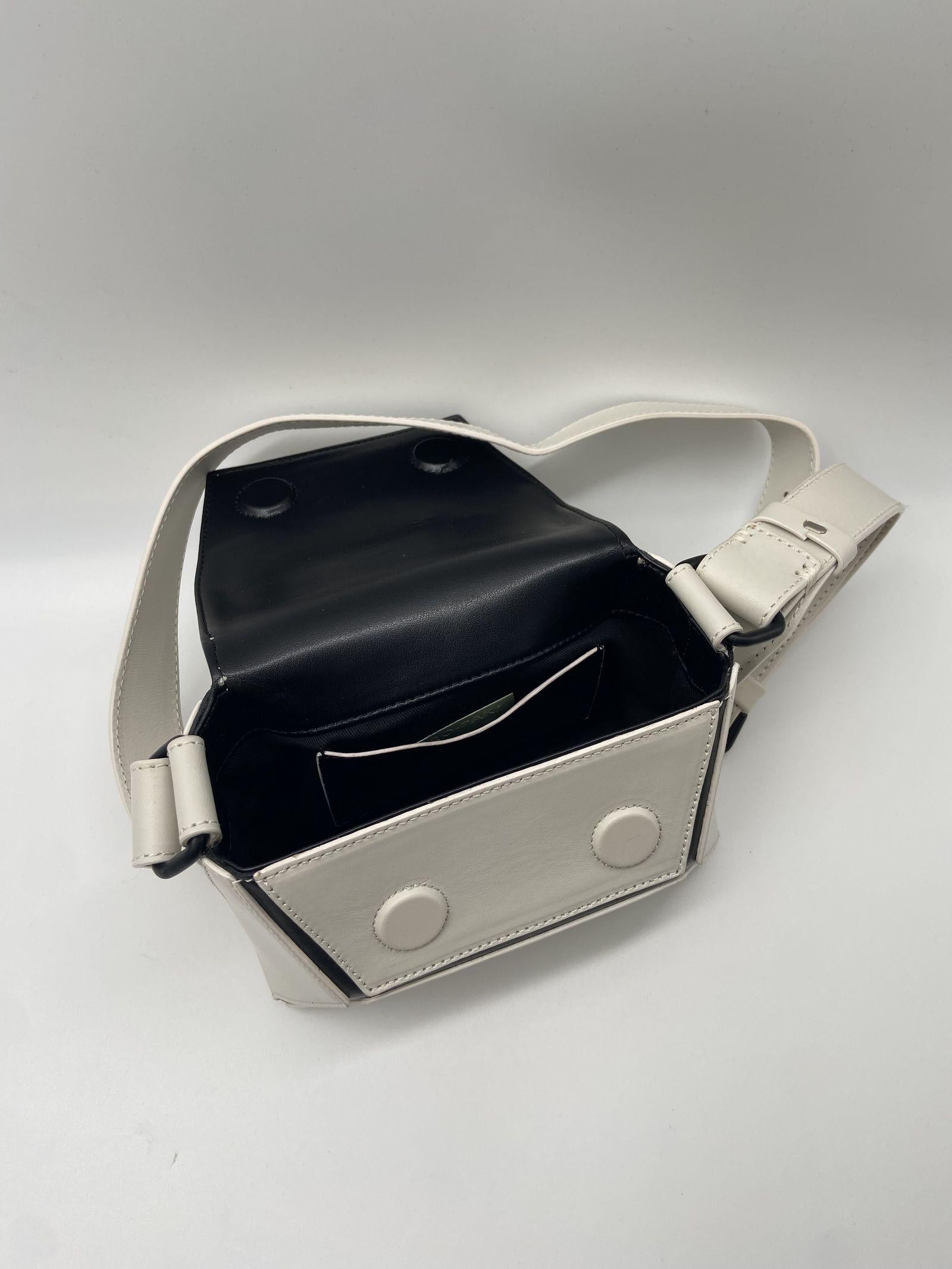 " Sofia " tracollina esagono 3d 1E0750TF 101 VIC MATIE' 