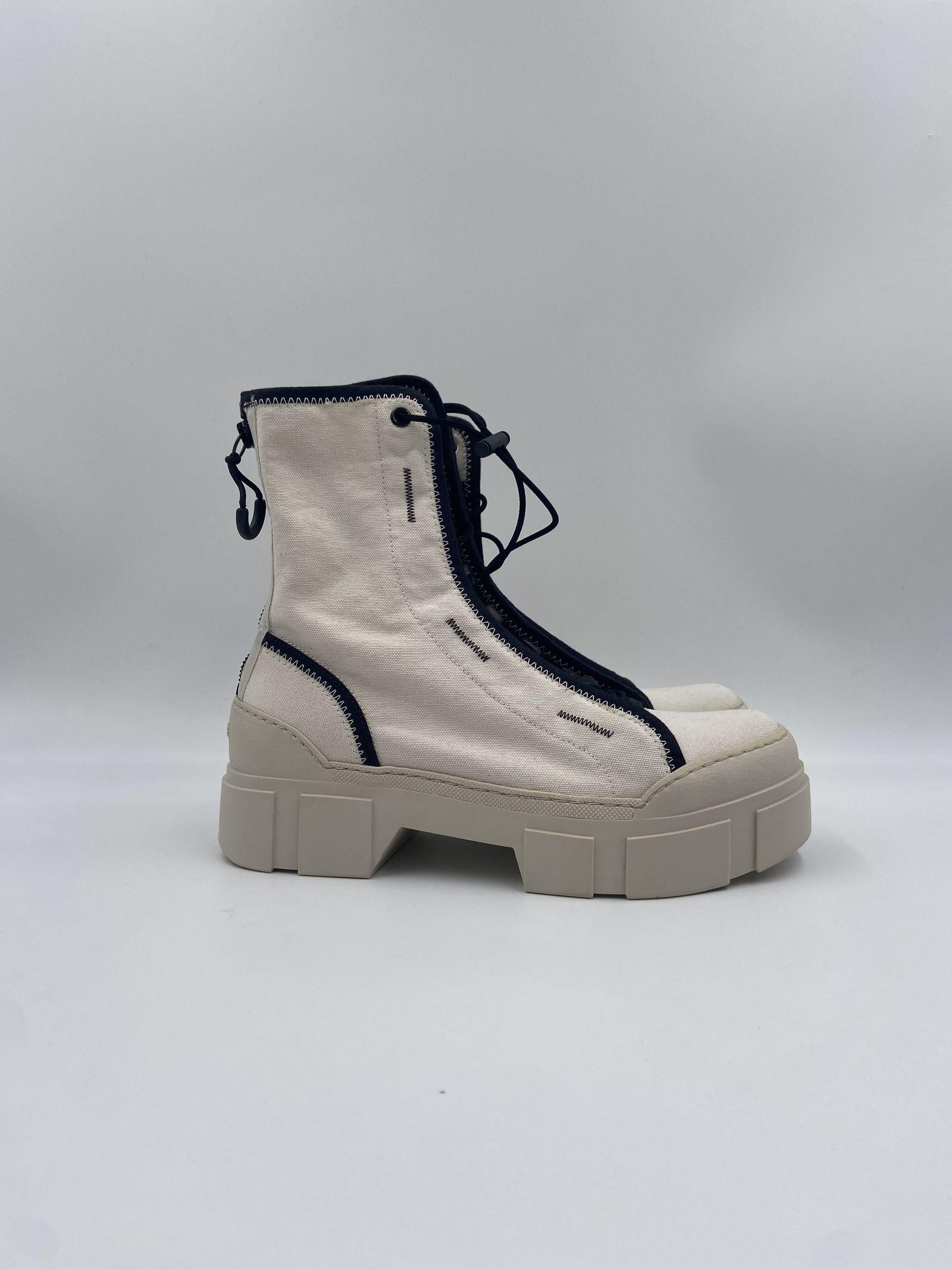 Roccia anfibio in canvas 1E1000D _V14A040112 VIC MATIE' 