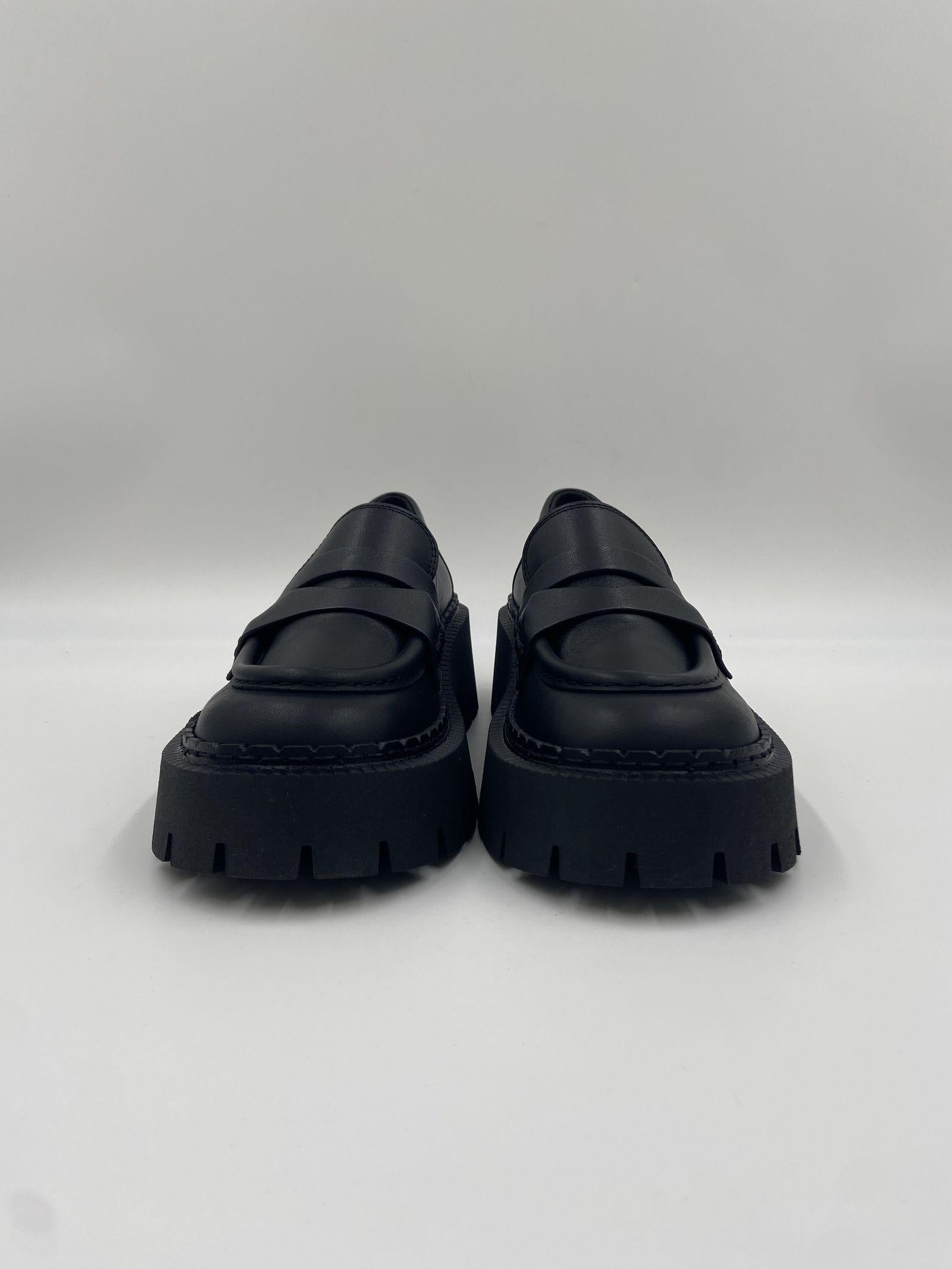 Hob Mocassino nero 1H4410D 101 VIC MATIE' 