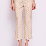 Pantalone con piega