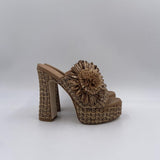 Sabot aperto in raffia con fiore