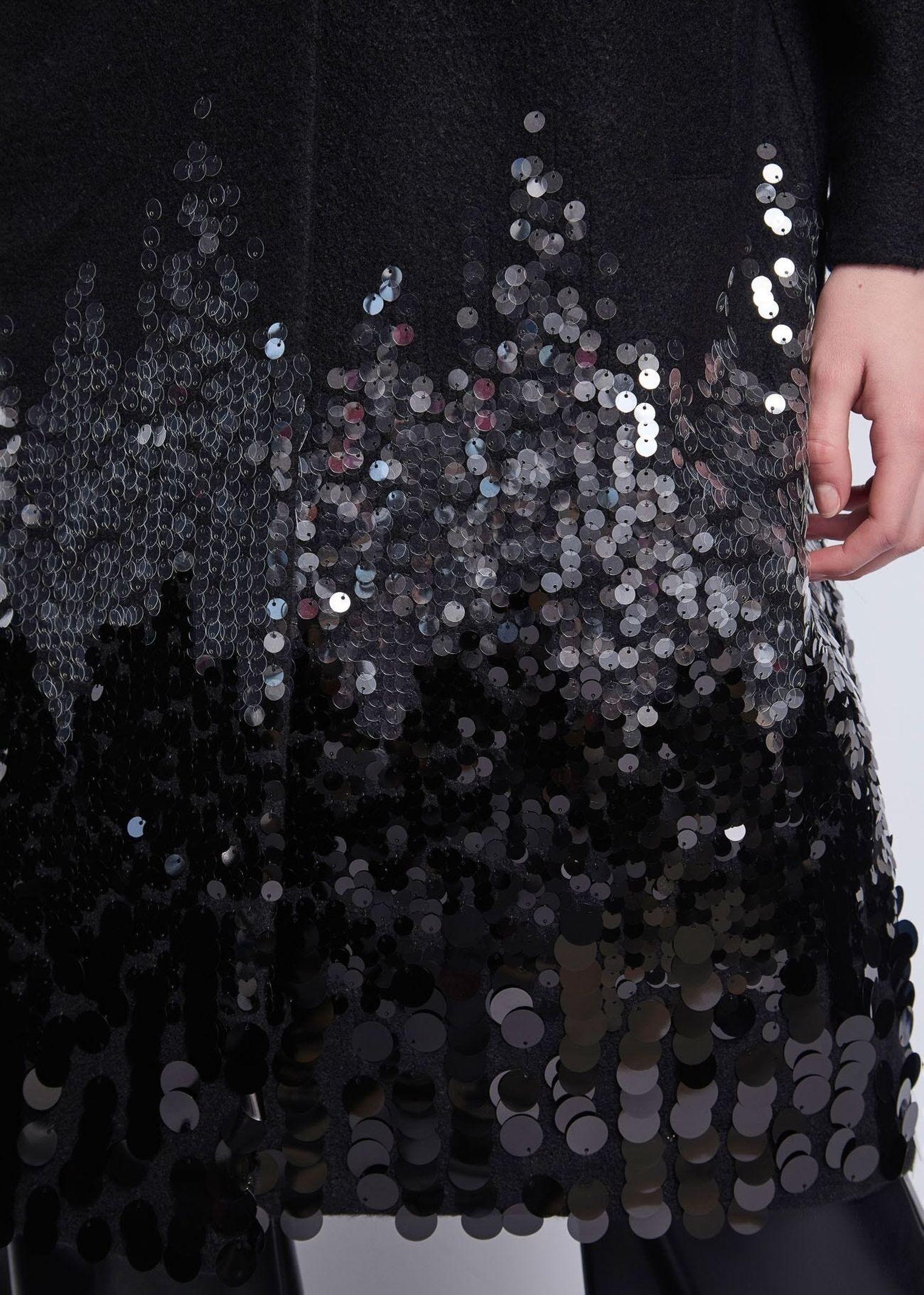 Cappotto con paillettes 521FD35008 2001 GAUDI' 